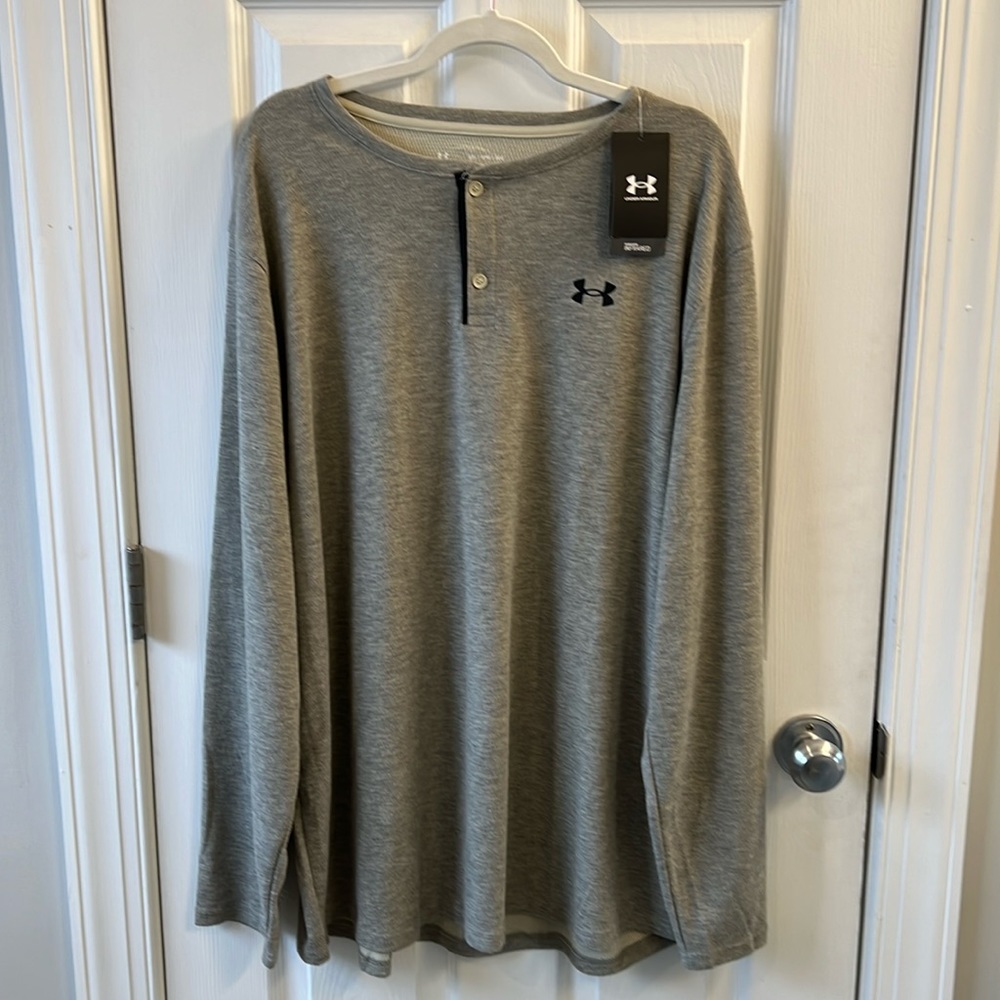 Under Armor Pull-Over. Light gray. Never worn.